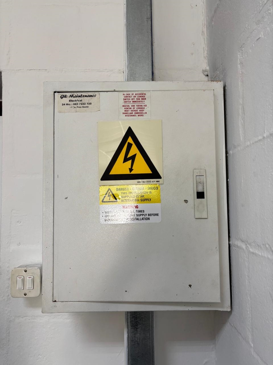 To Let commercial Property for Rent in Okavango Park Western Cape